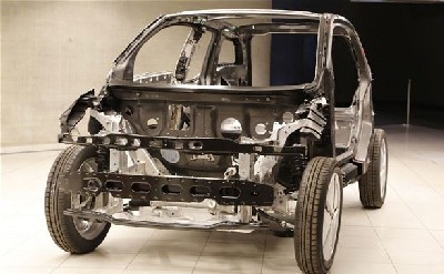 Carbon Fibre Reinforced Plastic i3 easily repairable